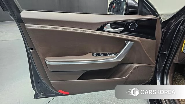 Kia Stinger id 4672786 из Кореи 16