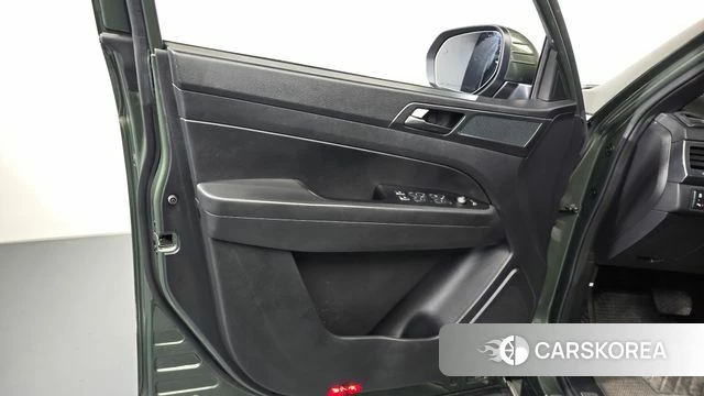 Ssangyong The New Rexton Sports Cannes id 4396002 из Кореи 16
