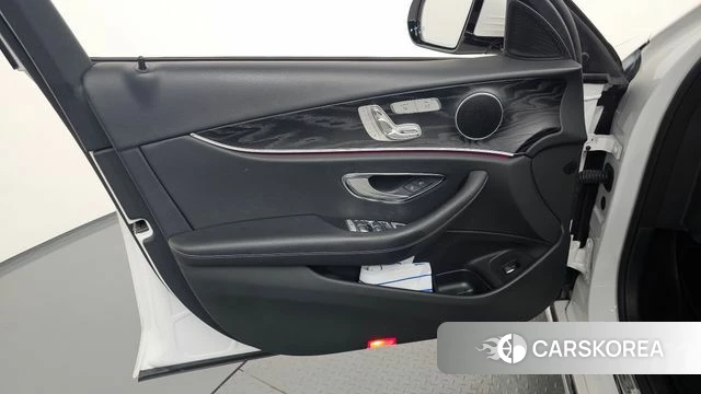 Mercedes-Benz E-Class W213 id 4459363 из Кореи 16
