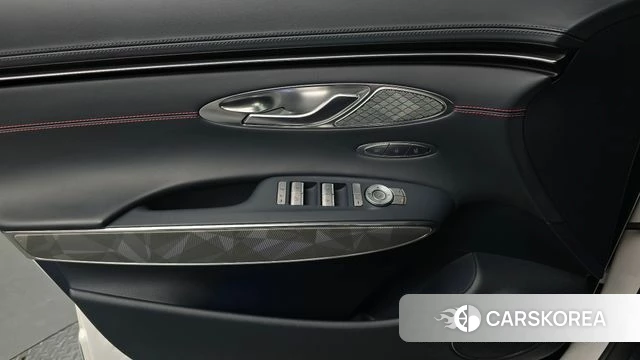 Genesis GV70 id 4619057 из Кореи 16