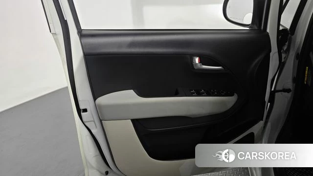 Kia The New Kia Ray EV id 4675259 из Кореи 16