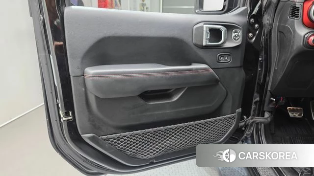 Jeep Wrangler (JL) id 4693979 из Кореи 16