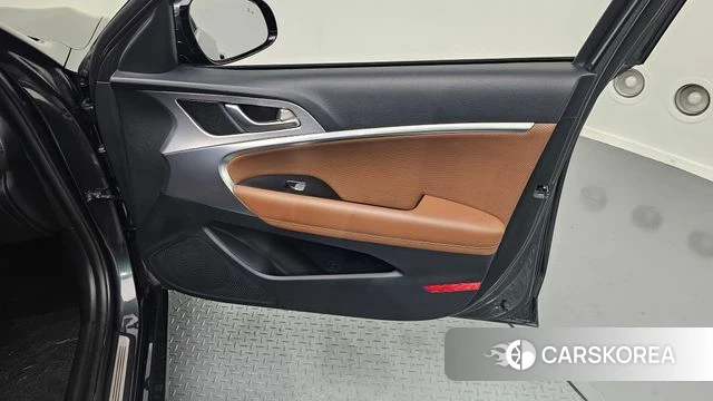 Genesis G70 id 4471133 из Кореи 16