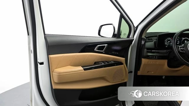 Kia Carnival 4th generation id 4282601 из Кореи 16