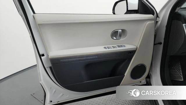 Hyundai Ionic 5 id 4223988 из Кореи 16