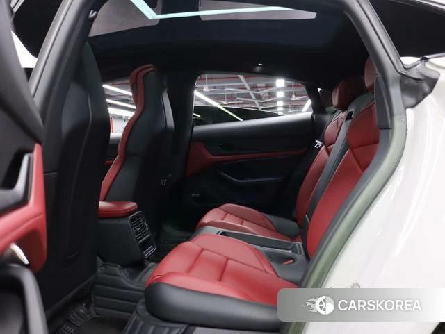 Porsche Taycan id 3969203 из Китая 16