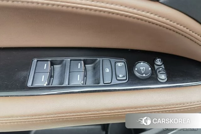 Honda UR-V id 4276106 из Китая 16
