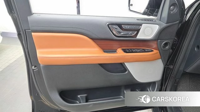Lincoln Navigator 4th generation id 4780082 из Кореи 16