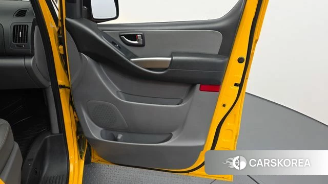 Hyundai The New Grand Starex id 4447596 из Кореи 16