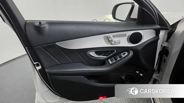 Mercedes-Benz C-Class W205 id 4755293 из Кореи 16