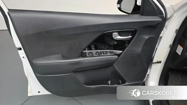 Kia The New Niro id 4793739 из Кореи 16