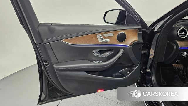 Mercedes-Benz E-Class W213 id 4355940 из Кореи 16