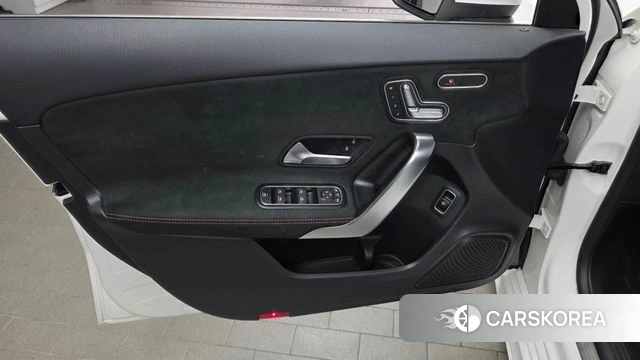Mercedes-Benz A-Class W177 id 4731632 из Кореи 16