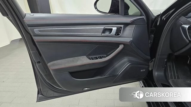Porsche Panamera (971) id 4609963 из Кореи 16
