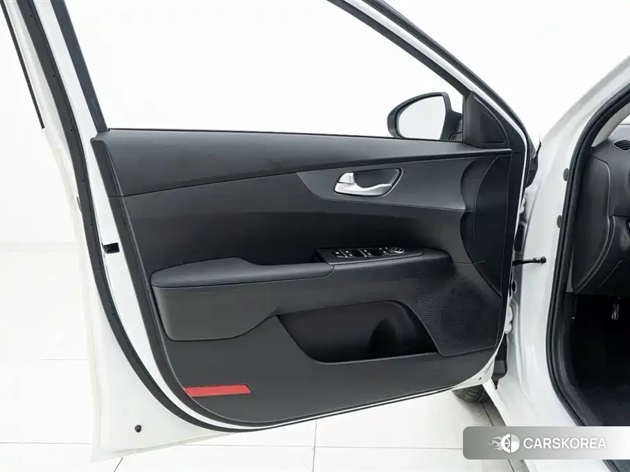 Kia K3 id 4514309 из Китая 16