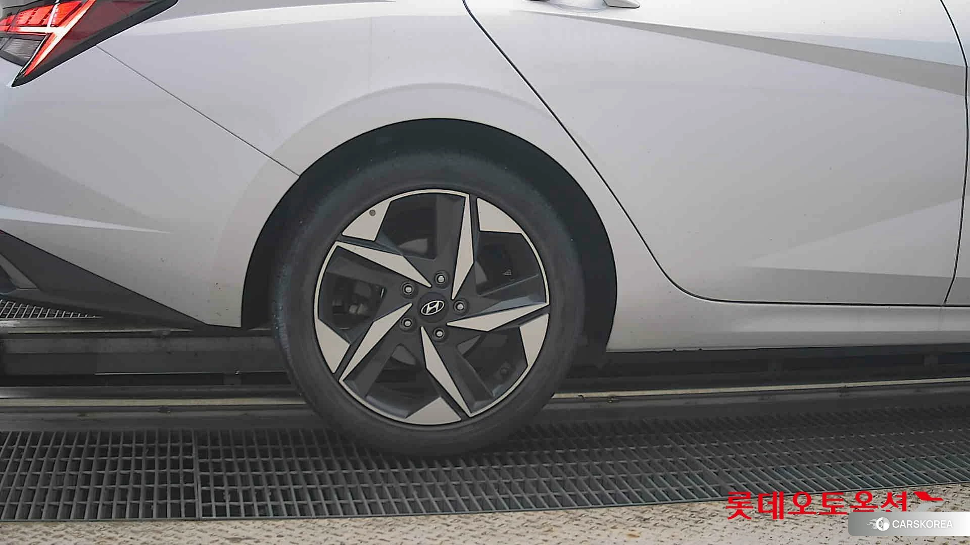 Hyundai Avante id 4679327 из Кореи 16