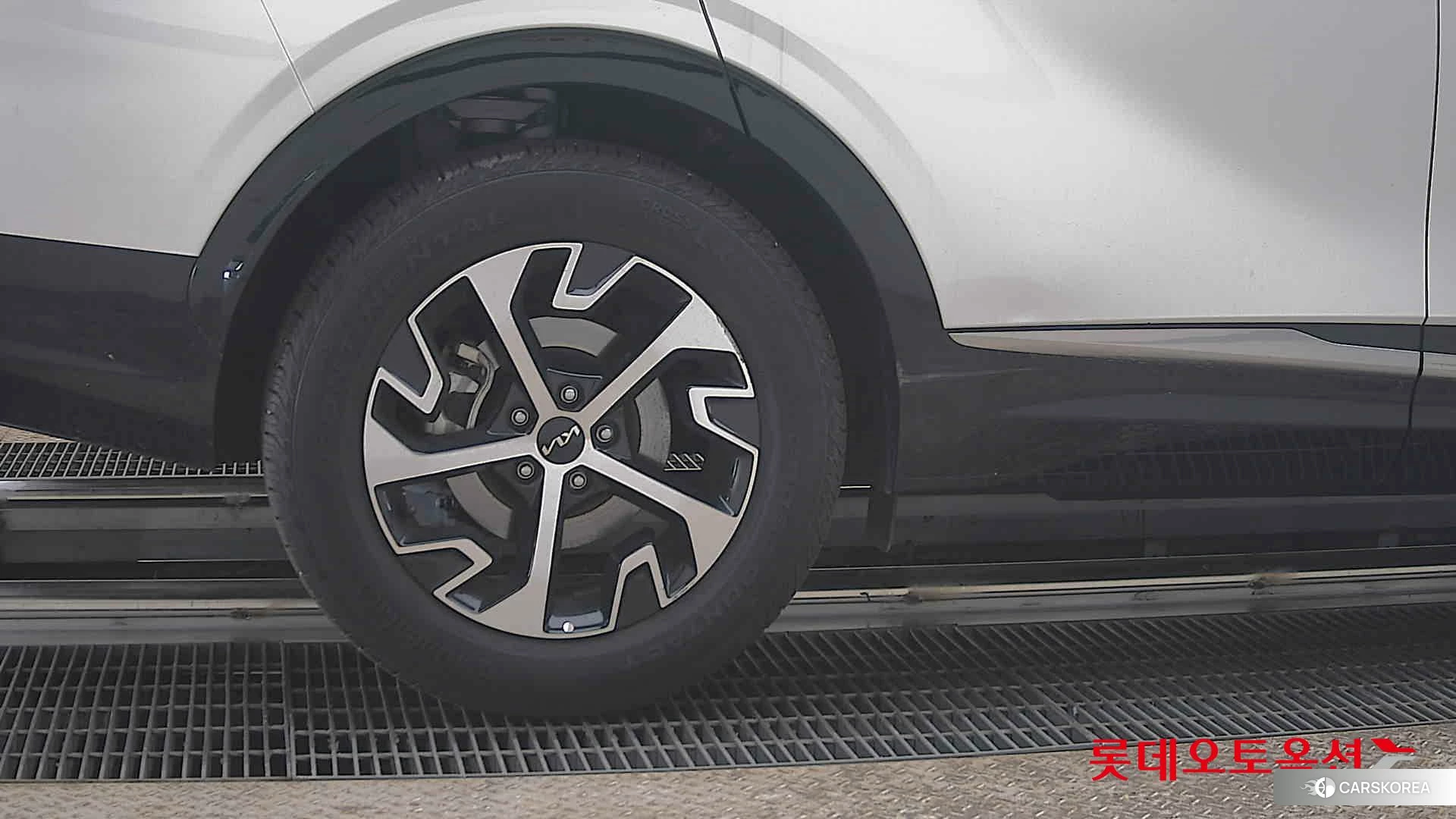 Kia Sportage Hybrid id 3882124 из Кореи 16