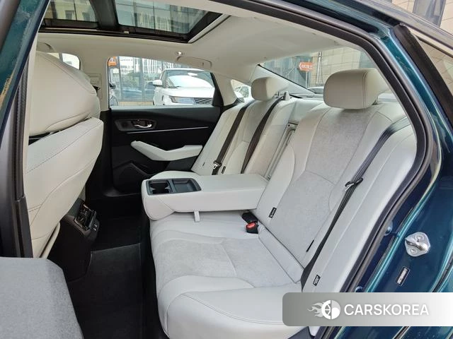 Honda Accord PHEV id 4262042 из Китая 16