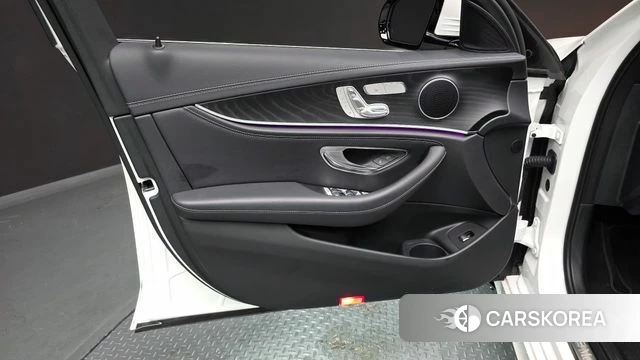 Mercedes-Benz E-Class W213 id 4355656 из Кореи 16