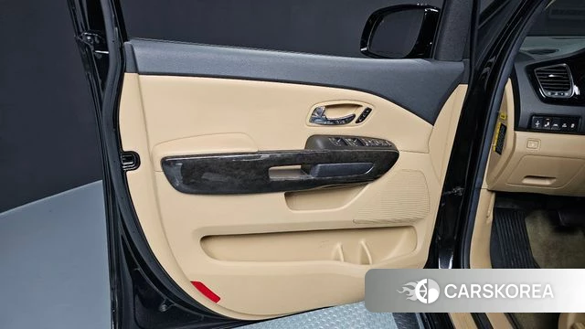 Kia The New Carnival id 4900737 из Кореи 16