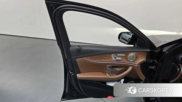 Mercedes-Benz E-Class W213 id 4556083 из Кореи 16