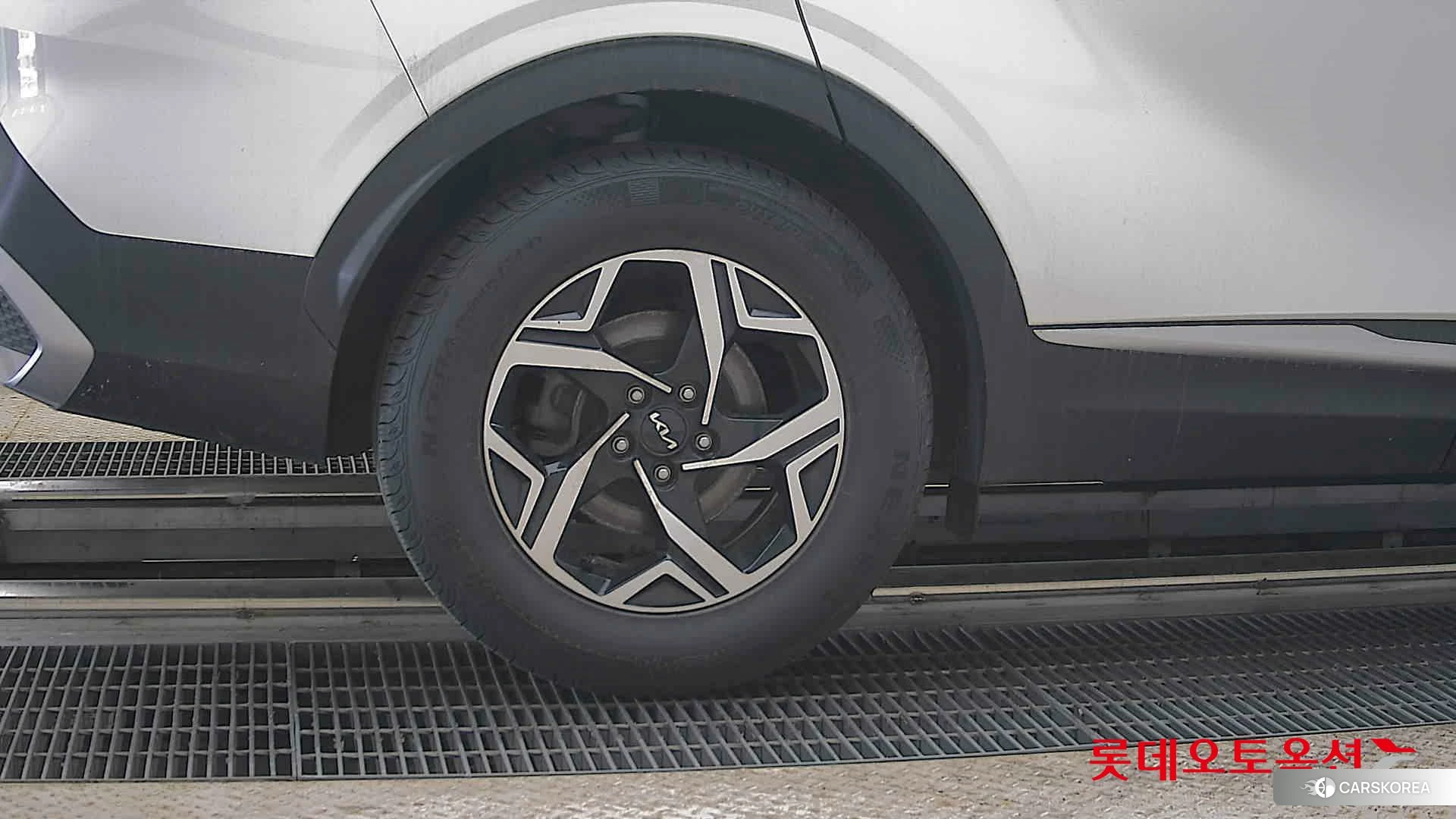 Kia Sportage id 4296928 из Кореи 16