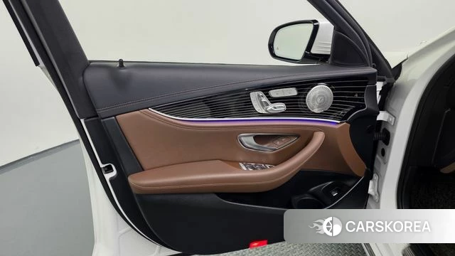Mercedes-Benz E-Class W213 id 4324301 из Кореи 16