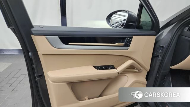 Porsche Cayenne (PO536) id 4480132 из Кореи 16