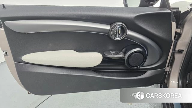Mini Cooper Electric id 4282073 из Кореи 16