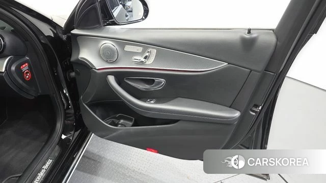 Mercedes-Benz E-Class W213 id 4520619 из Кореи 16