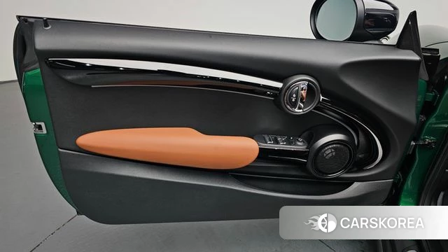 Mini Cooper S Convertible id 4757394 из Кореи 16