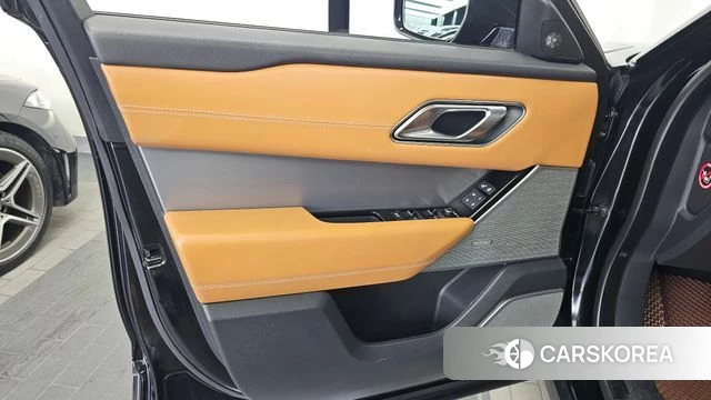 Land Rover Range Rover Velar id 4502759 из Кореи 16