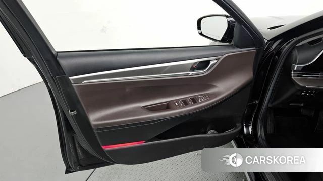 Hyundai The New Grandeur IG id 4458422 из Кореи 16
