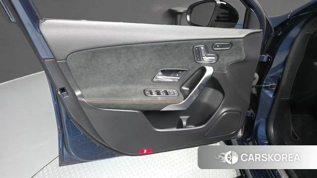 Mercedes-Benz A-Class W177 id 4494250 из Кореи 16