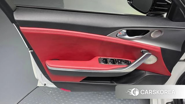 Kia Stinger id 4894954 из Кореи 16