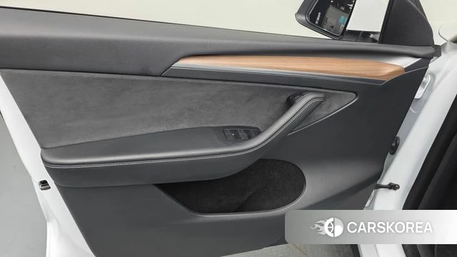 Tesla Model Y id 4427605 из Кореи 16