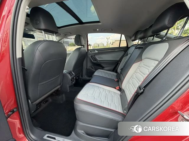 Volkswagen Tiguan X id 4341896 из Китая 16