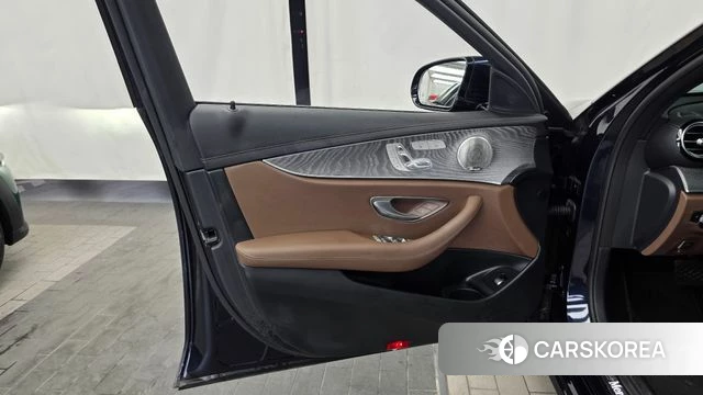 Mercedes-Benz E-Class W213 id 4355117 из Кореи 16