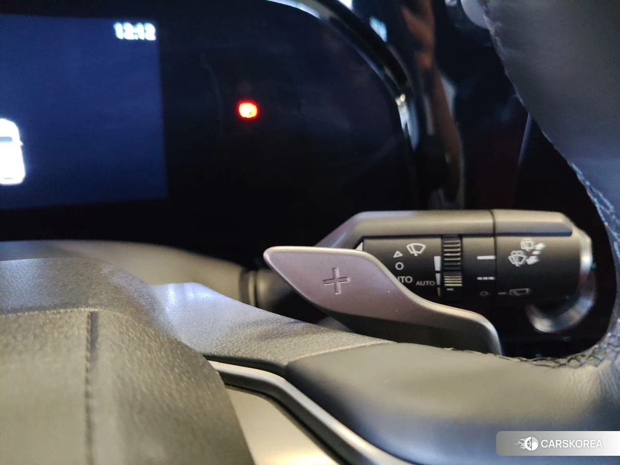 Lexus NX PHEV id 4498690 из Китая 16