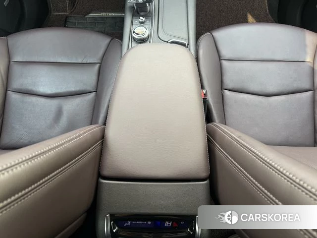 Cadillac XT6 id 4211201 из Китая 16