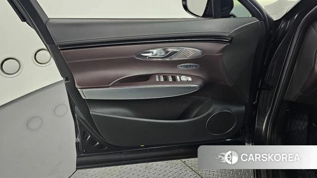 Genesis GV70 id 4202657 из Кореи 16