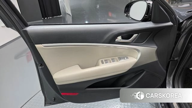 Genesis G70 id 4286046 из Кореи 16