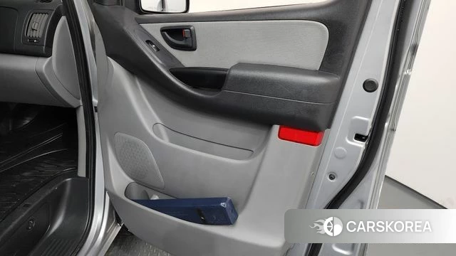 Hyundai The New Grand Starex id 4318010 из Кореи 16