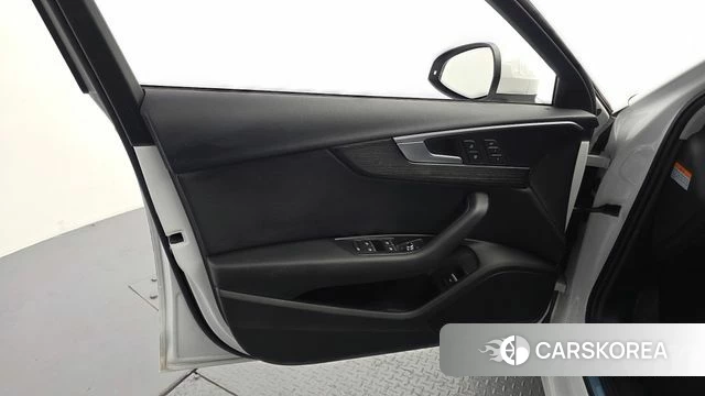 Audi A4 (B9) id 4530795 из Кореи 16