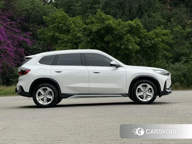 BMW X1 id 4387648 из Китая 16