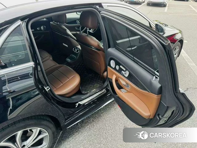 Mercedes-Benz E-class id 4291387 из Китая 16