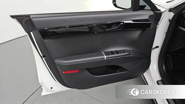 Hyundai Grandeur (GN7) id 4336788 из Кореи 16
