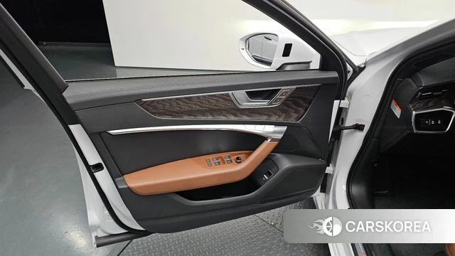 Audi A6 (C8) id 4581067 из Кореи 16