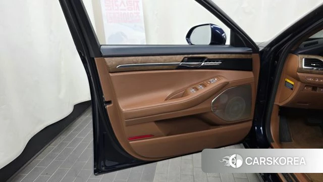 Genesis G90 id 4759954 из Кореи 16