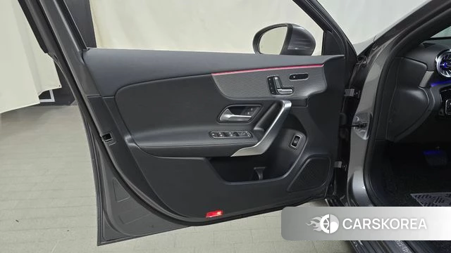 Mercedes-Benz A-Class W177 id 4562108 из Кореи 16
